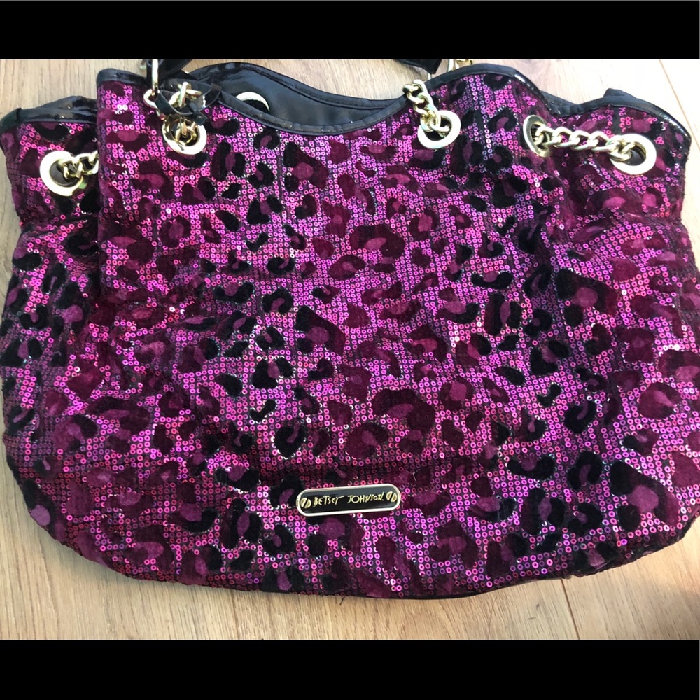 Betsey Johnson cheetah print purse
